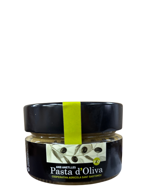 Green olive spread with almonds